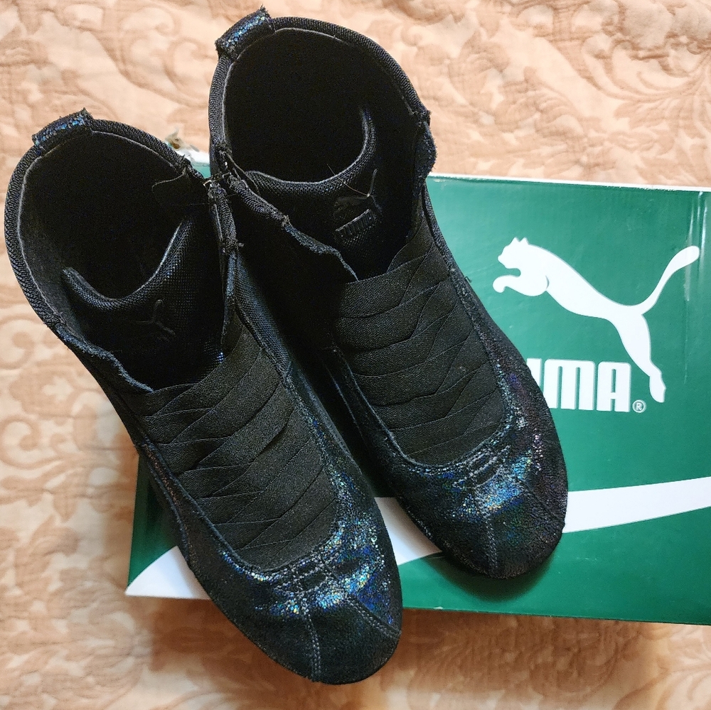 Women's Puma Eskiva size 9 1/2